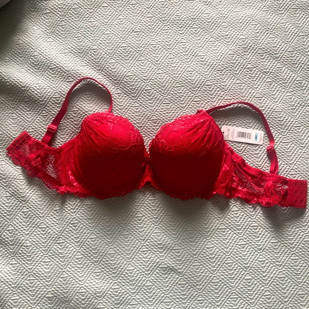 Red Lace Bra NWT